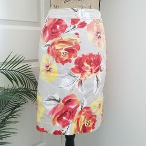 Leslie Stuart Floral Pencil Skirt